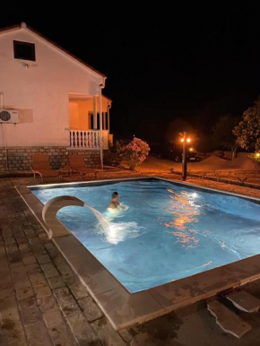 Villa Pag Dubrava Relax with Pool